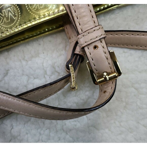 MICHAEL MICHAEL KORS GOLD EMBOSSED DESIGNER MIRROR AS IS TOTE1254795 - Picture 9 of 12